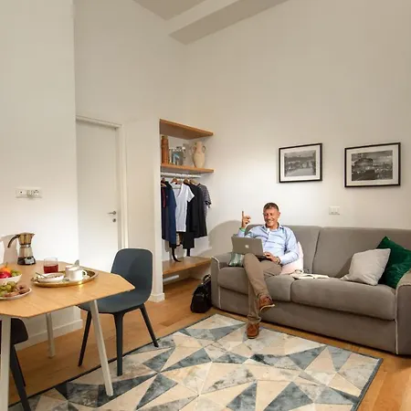 Margutta Diy Art Apartman *